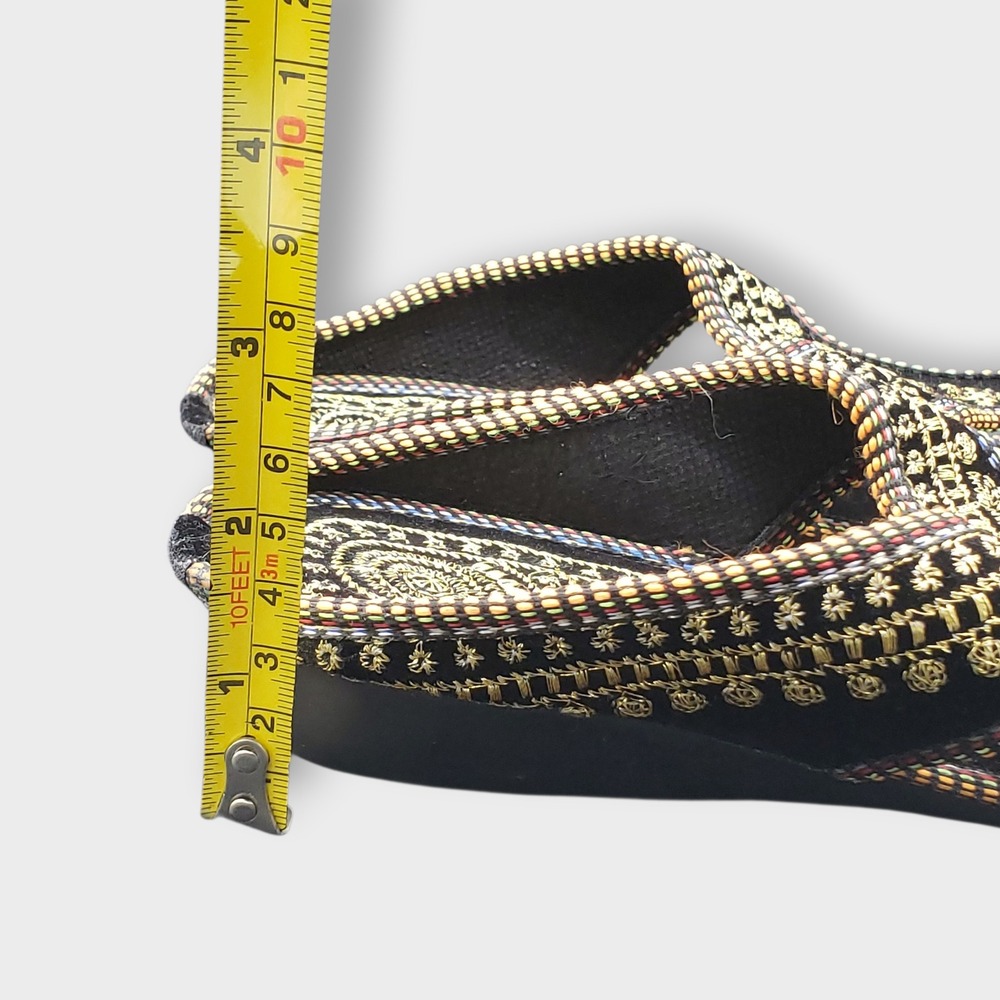 Italian Black Gold Embroidered Wedge Thong Sandals Womens Size 7-7.5 Ethnic - Picture 12 of 12